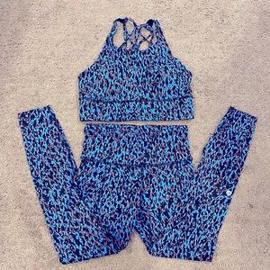 Lululemon bra and legging set leggings size 4 bra size 8